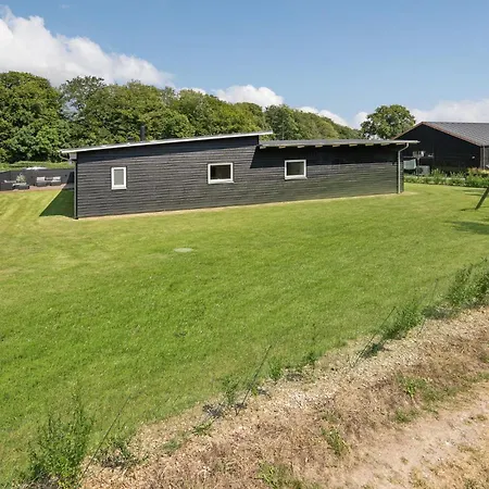 Feriehus Stunning In With Sauna Haderslev