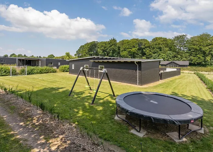 Nyaraló Stunning In With Sauna *